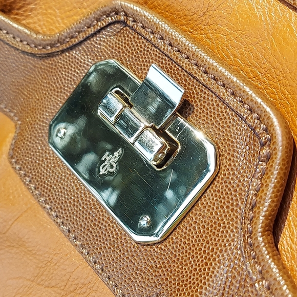 Cole Haan Shoulder bag. - Picture 2 of 12